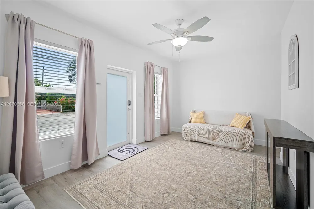 836 NW 33rd Ave #A Miami, FL 33125