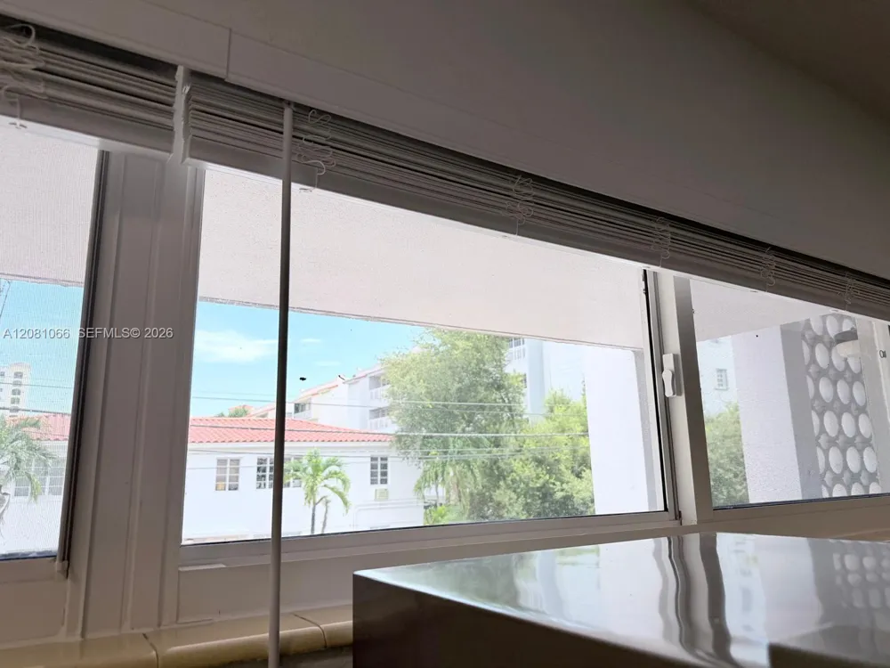 100 Madeira Ave #7 Coral Gables, FL 33134