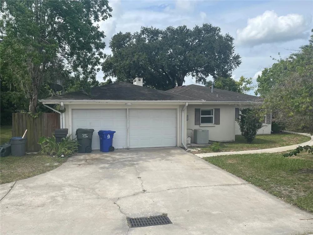 225 LAKE HOLLINGSWORTH DRIVE Lakeland, FL 33803
