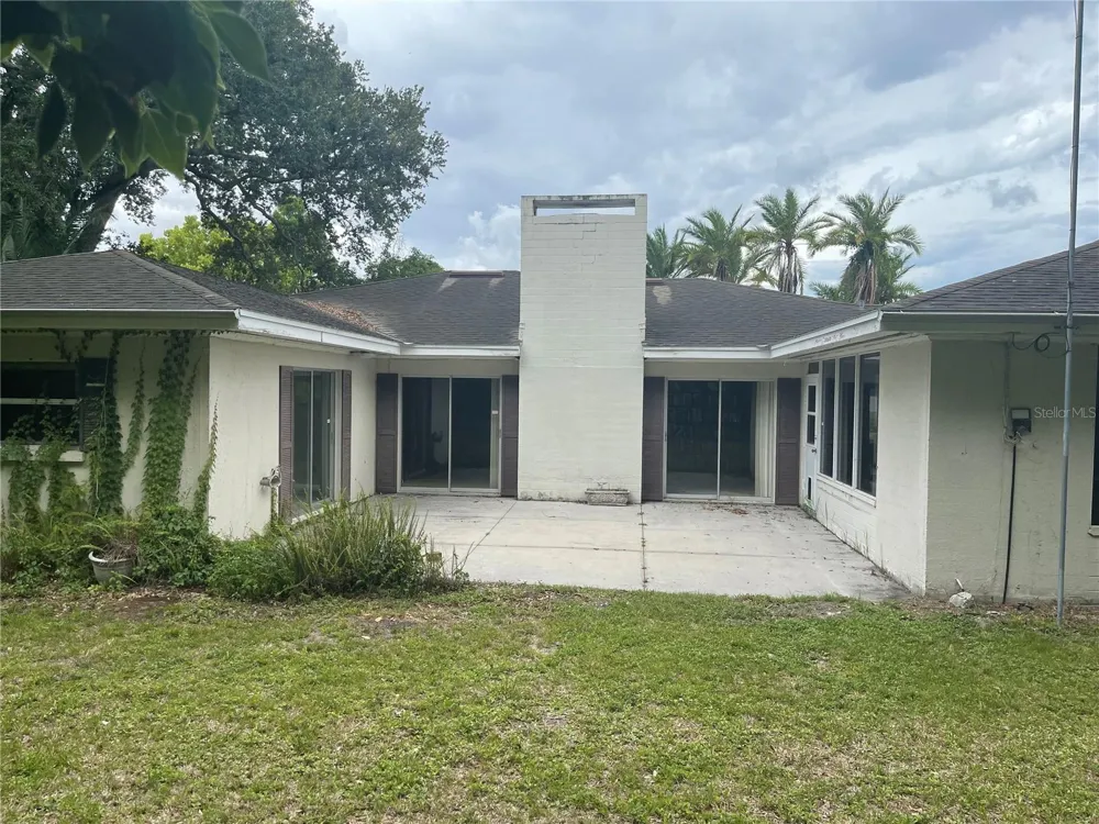 225 LAKE HOLLINGSWORTH DRIVE Lakeland, FL 33803
