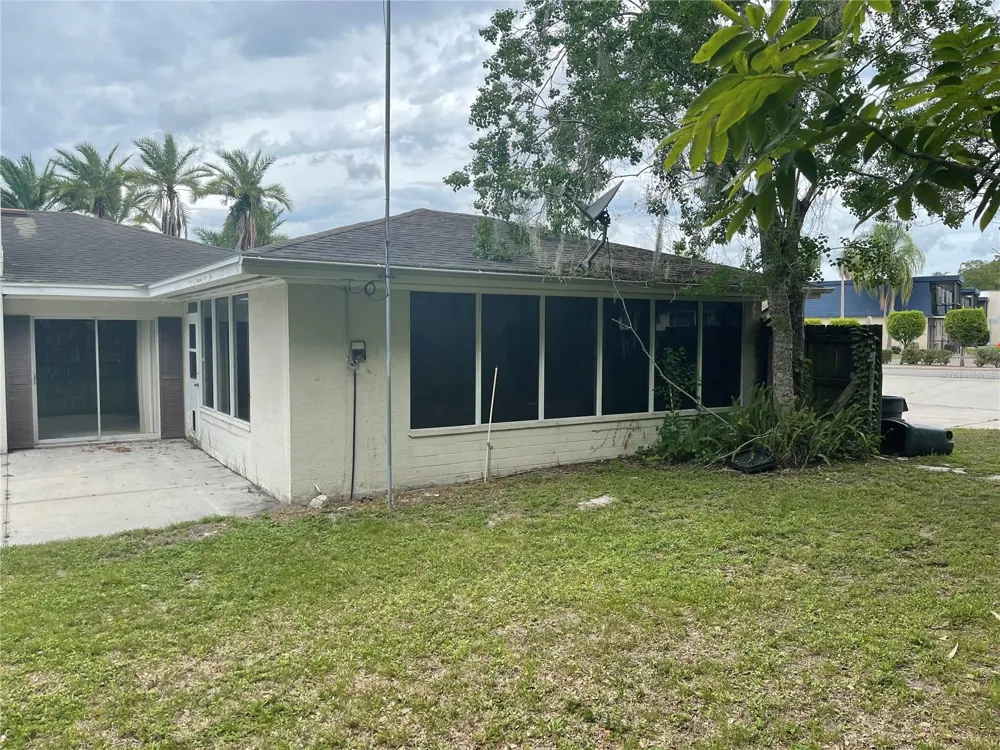 225 LAKE HOLLINGSWORTH DRIVE Lakeland, FL 33803