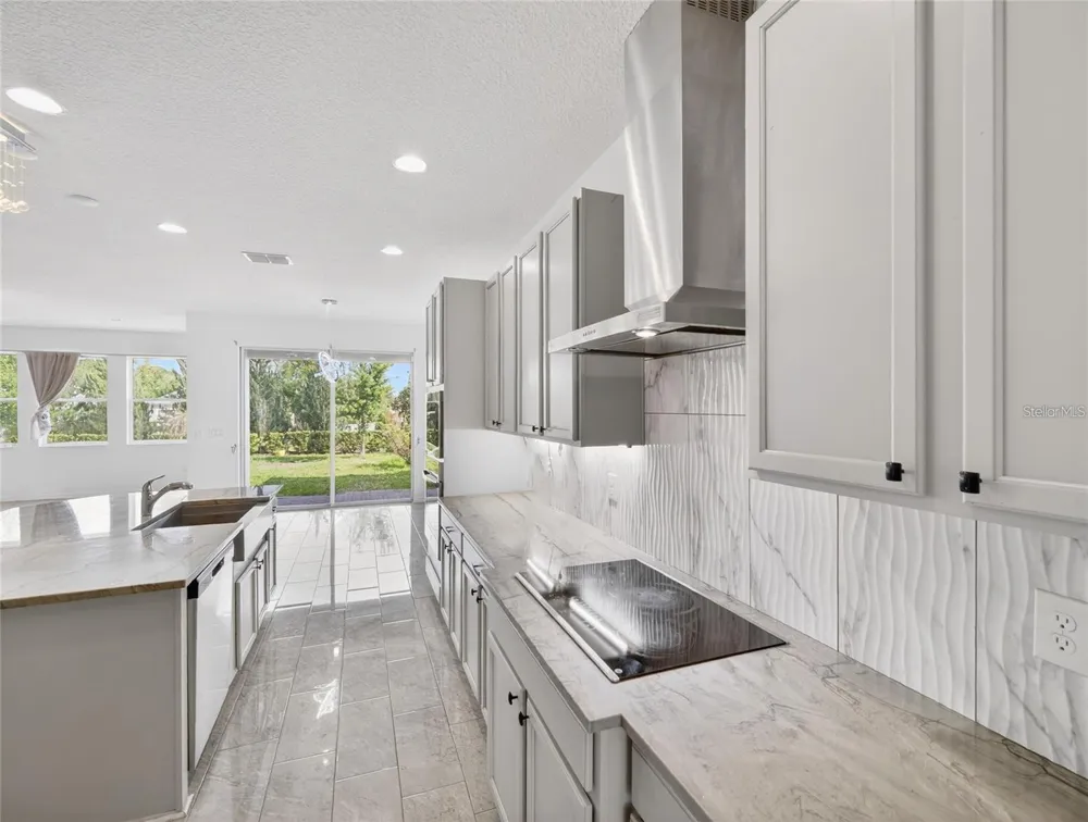2556 LEYLAND CYPRESS LANE Sanford, FL 32773