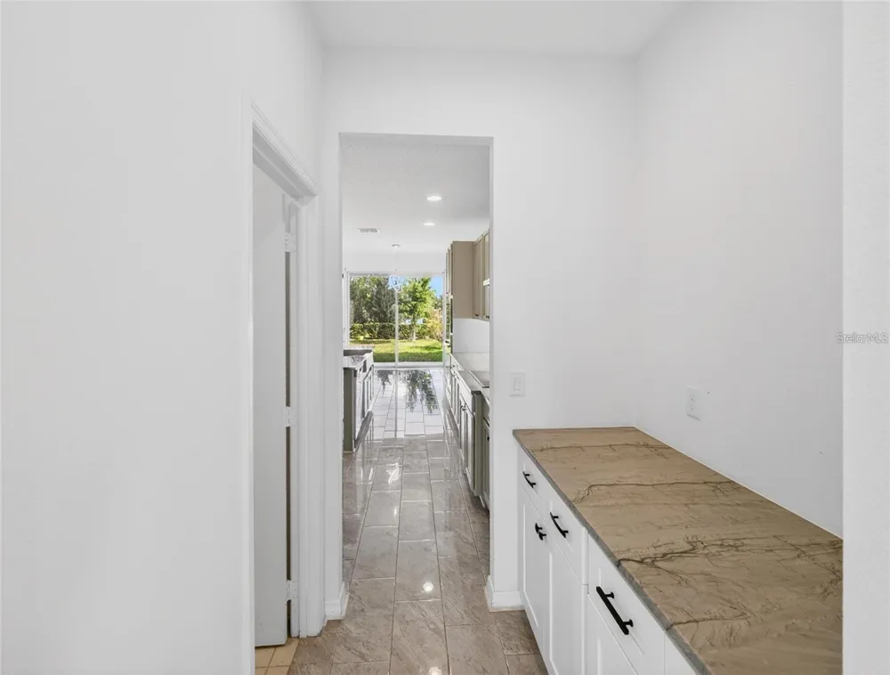 2556 LEYLAND CYPRESS LANE Sanford, FL 32773