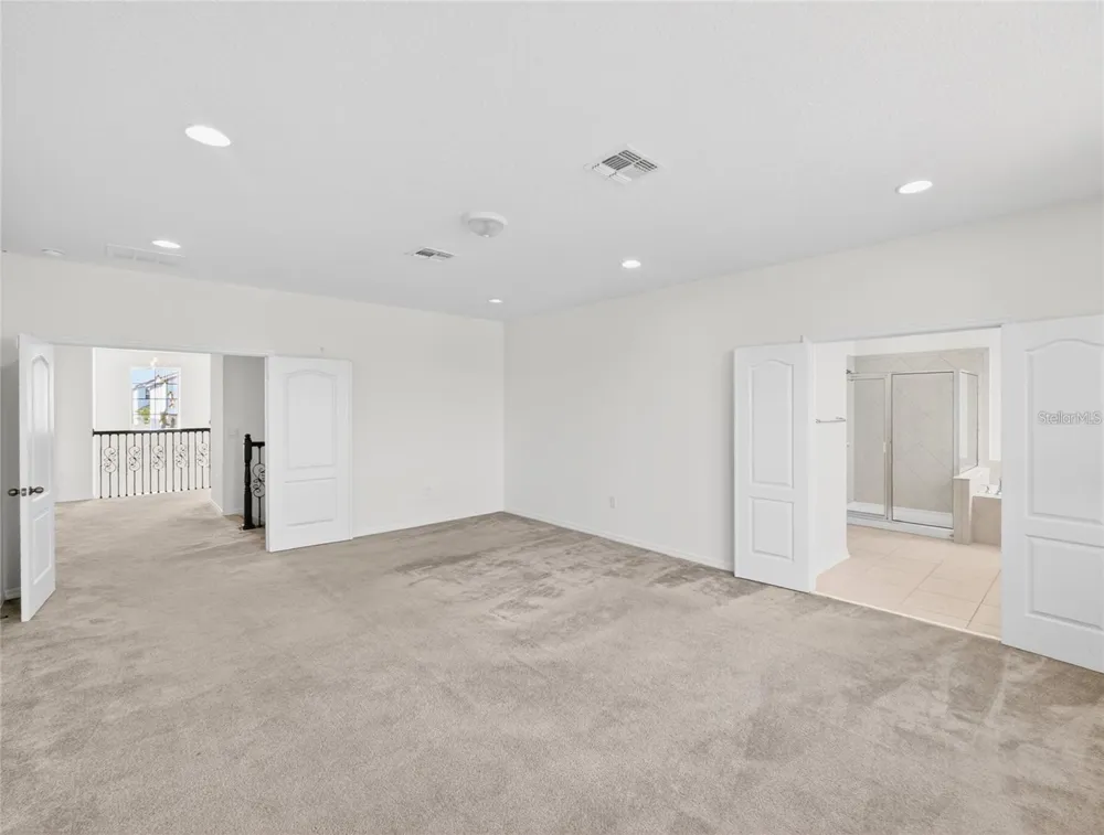 2556 LEYLAND CYPRESS LANE Sanford, FL 32773