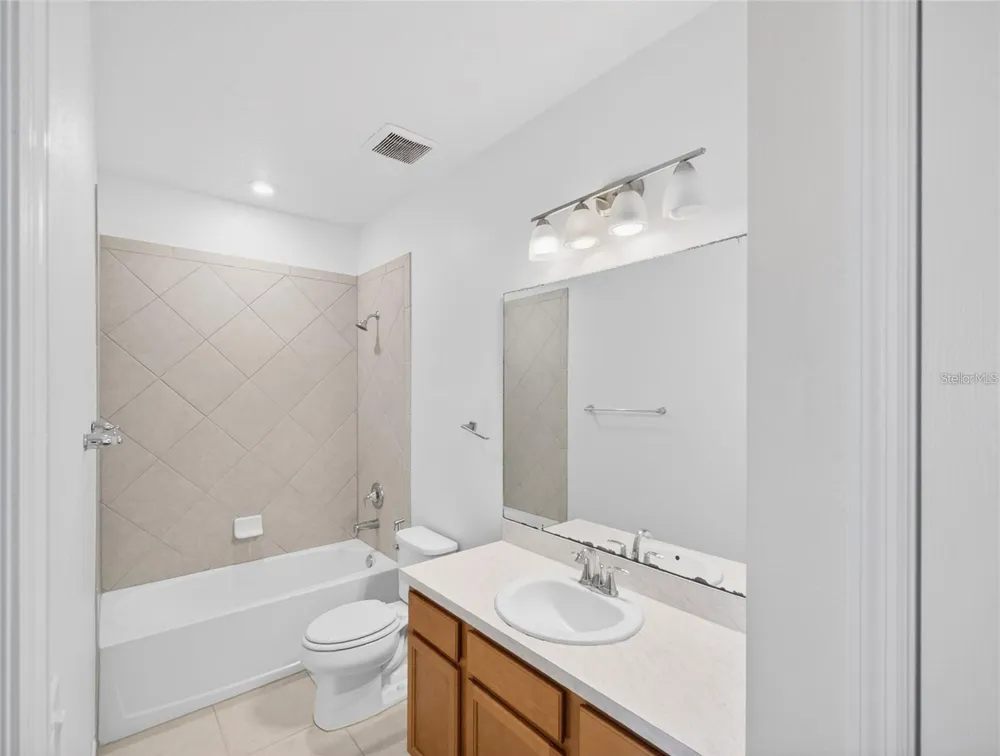 2556 LEYLAND CYPRESS LANE Sanford, FL 32773