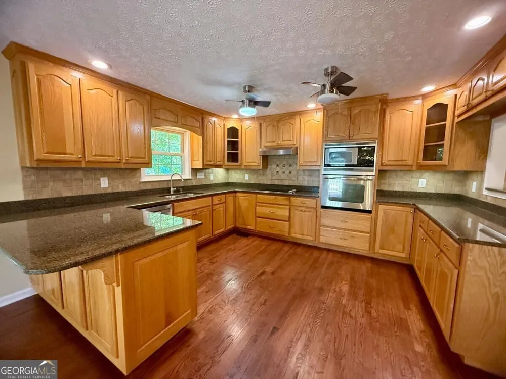 148 Swan Sanders RD Hartwell, GA 30643