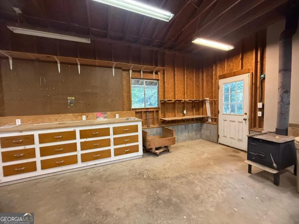 148 Swan Sanders RD Hartwell, GA 30643