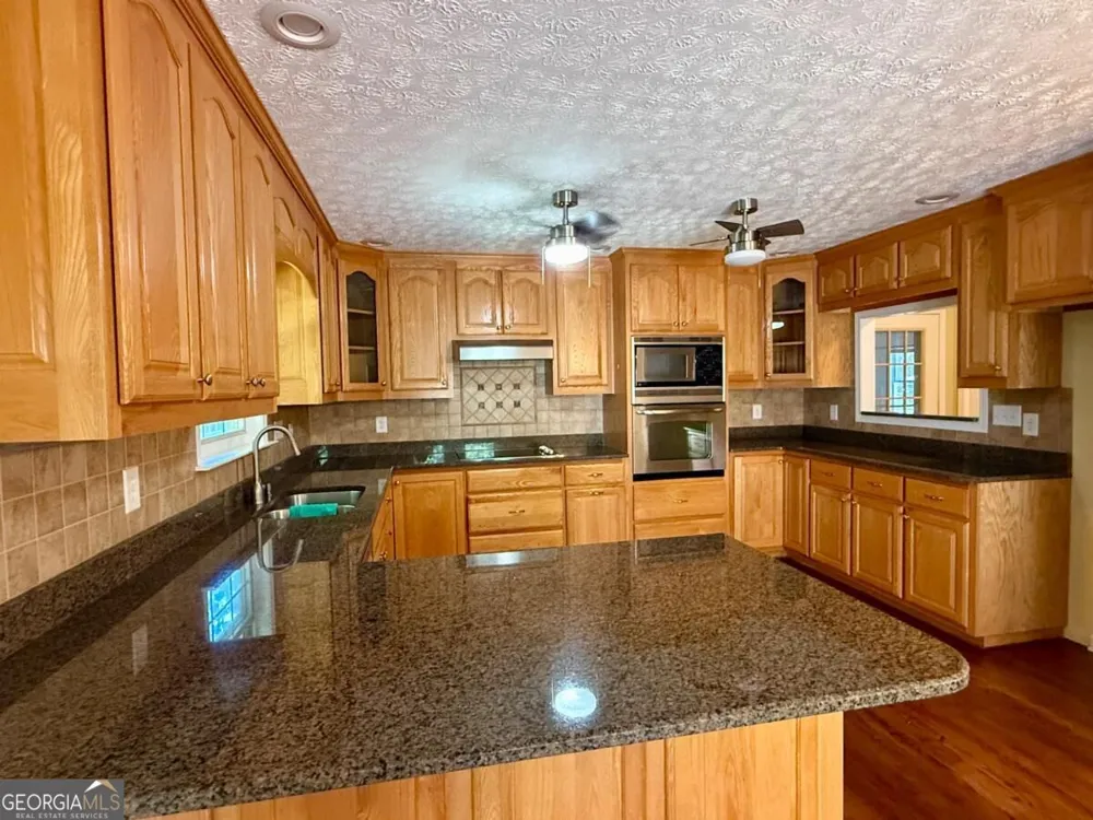 148 Swan Sanders RD Hartwell, GA 30643