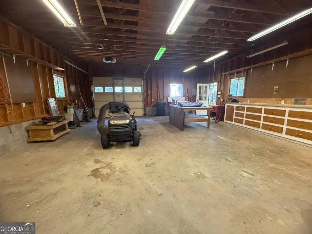 148 Swan Sanders RD Hartwell, GA 30643
