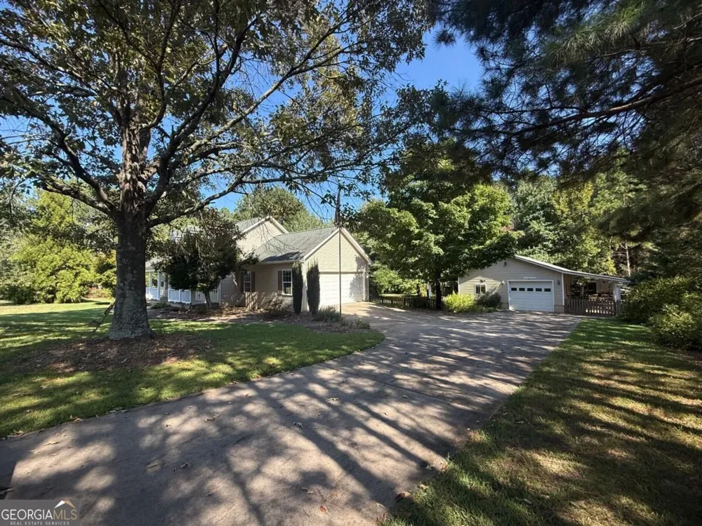 148 Swan Sanders RD Hartwell, GA 30643