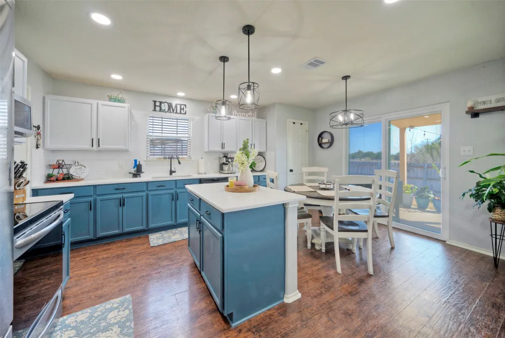 370 Holly Grove Street Kyle, TX 78640