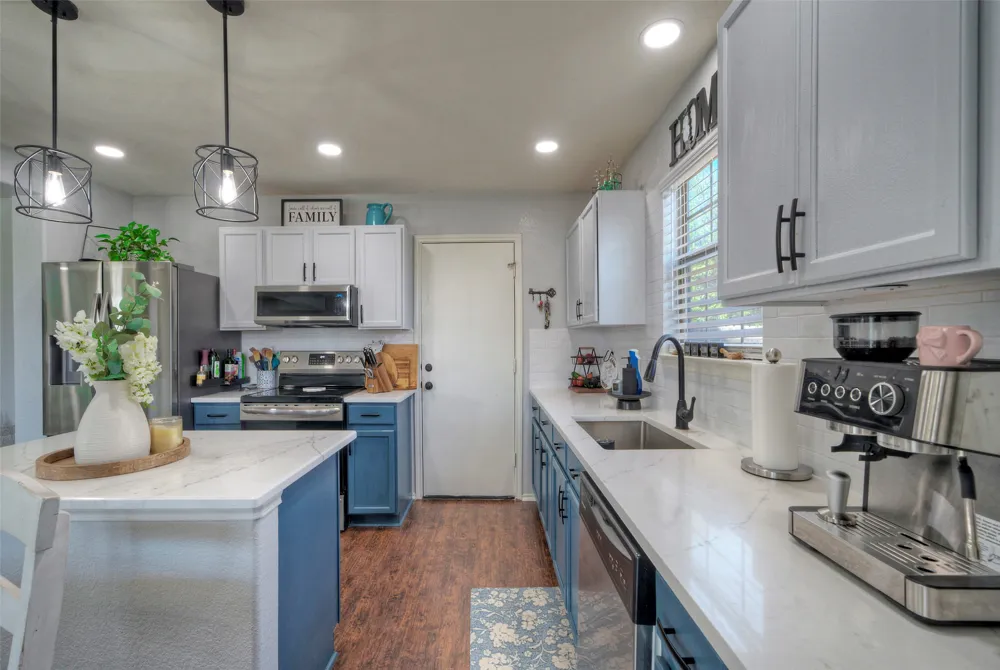 370 Holly Grove Street Kyle, TX 78640