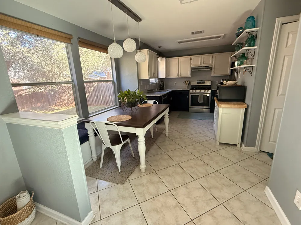 904 Double File Cove Round Rock, TX 78665