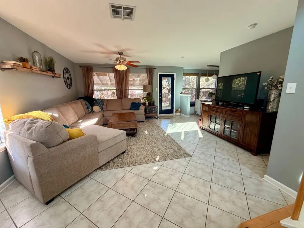 904 Double File Cove Round Rock, TX 78665