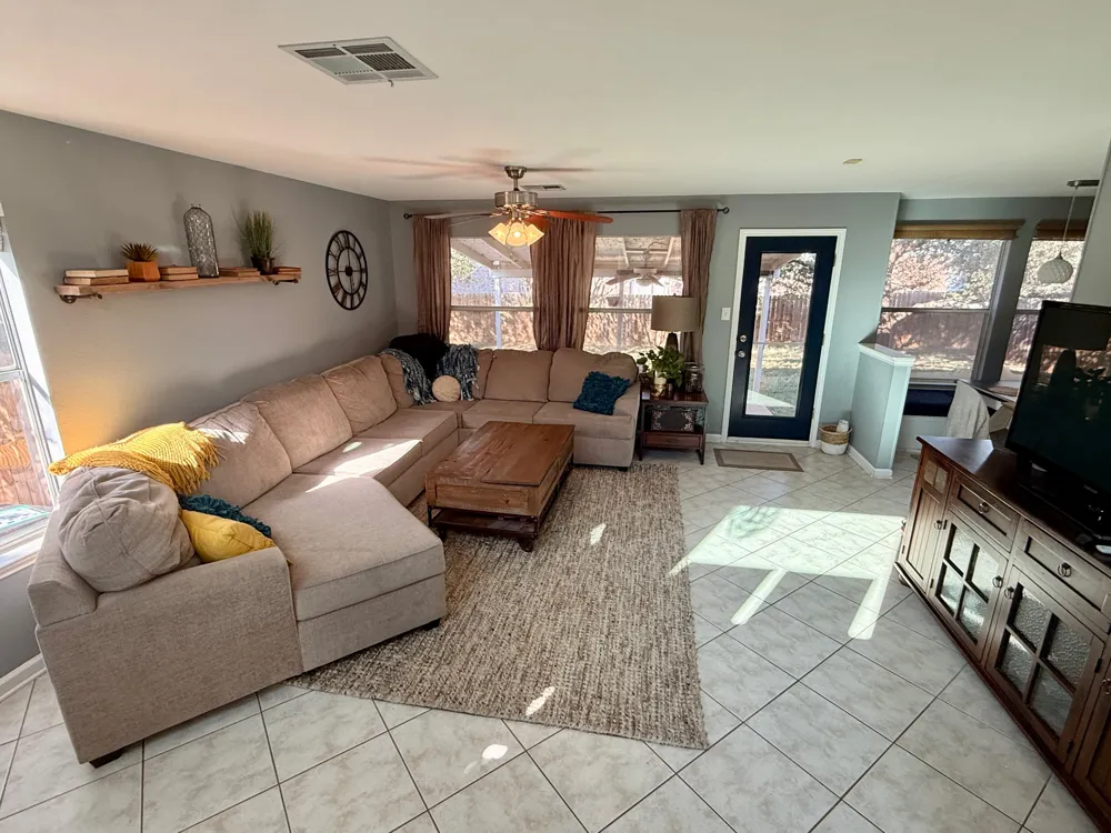 904 Double File Cove Round Rock, TX 78665
