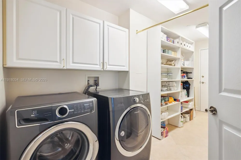 9751 E Bay Harbor Dr #7A Bay Harbor Islands, FL 33154
