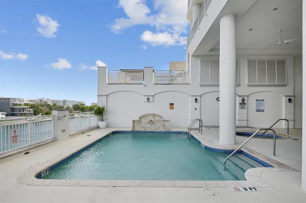 9751 E Bay Harbor Dr #7A Bay Harbor Islands, FL 33154