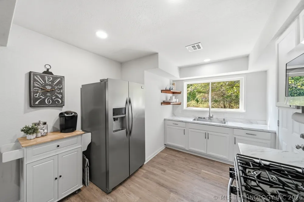 244 E 52nd Place Tulsa, OK 74126