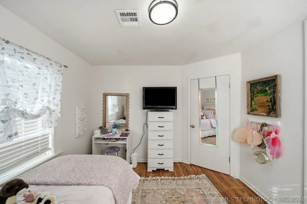 244 E 52nd Place Tulsa, OK 74126