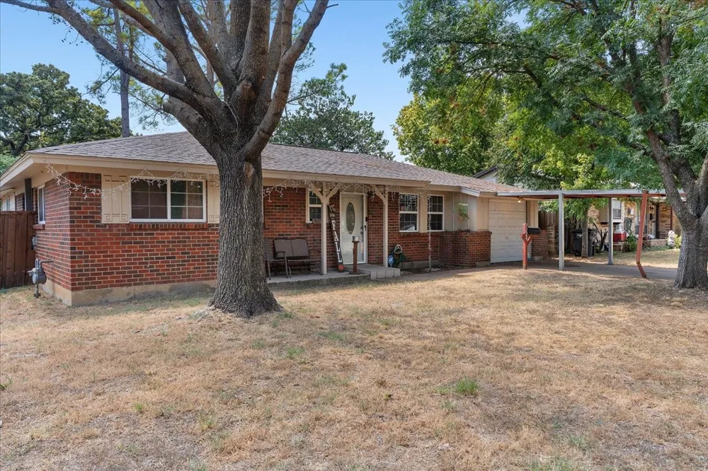 7228 Nosilla Street Fort Worth, TX 76112