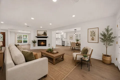 5946 Valkeith Drive