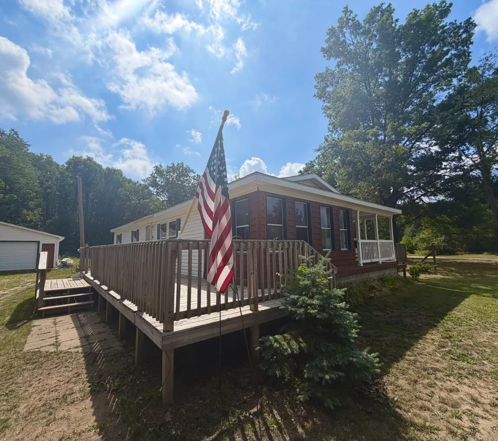 3260 W Ridge Street Sherman Township, MI 49349