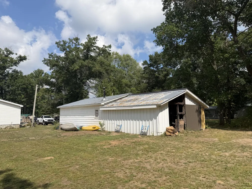 3260 W Ridge Street Sherman Township, MI 49349