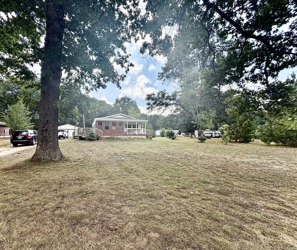 3260 W Ridge Street Sherman Township, MI 49349