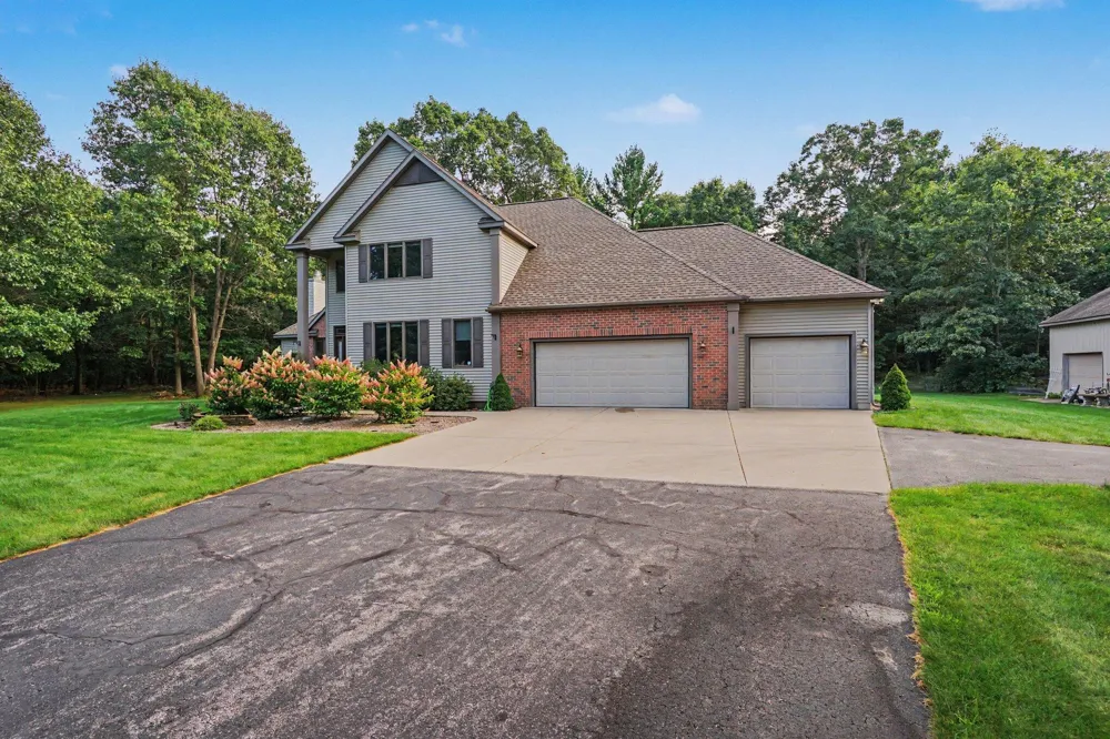 5045 Andrea Drive Fruitland Township, MI 49445