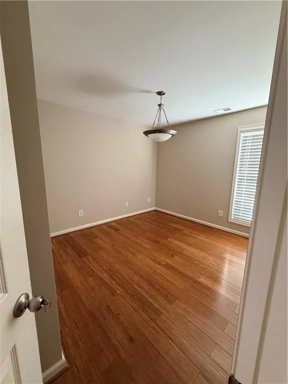 2118 Newbury Oaks Drive Lawrenceville, GA 30044