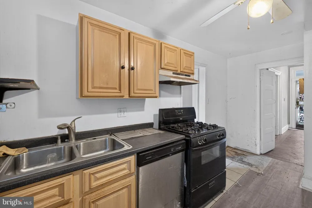612 LAMONT STREET NW Washington, DC 20010