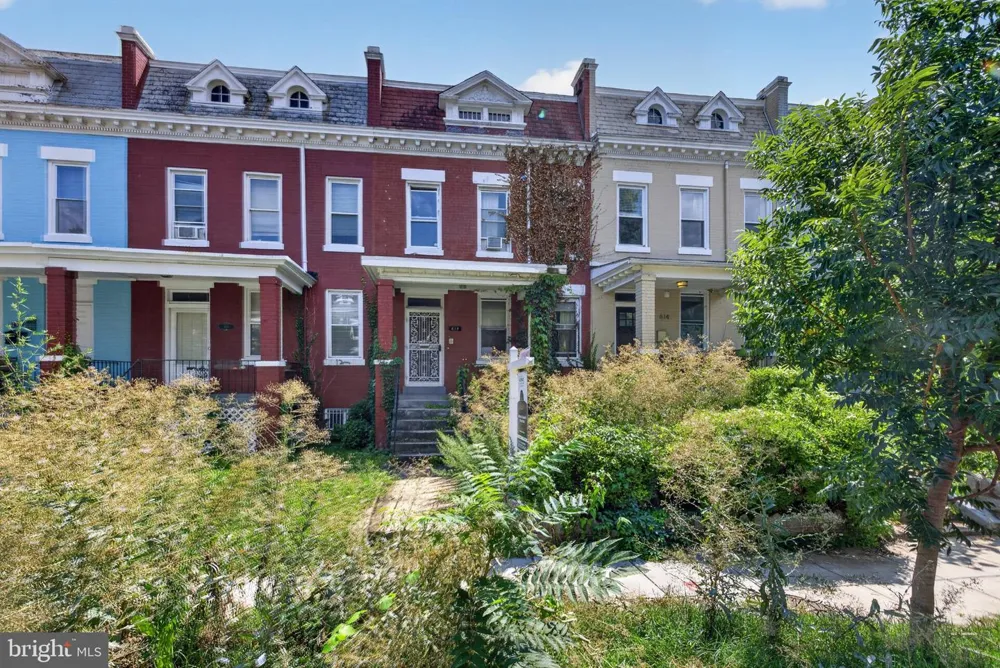 612 LAMONT STREET NW Washington, DC 20010