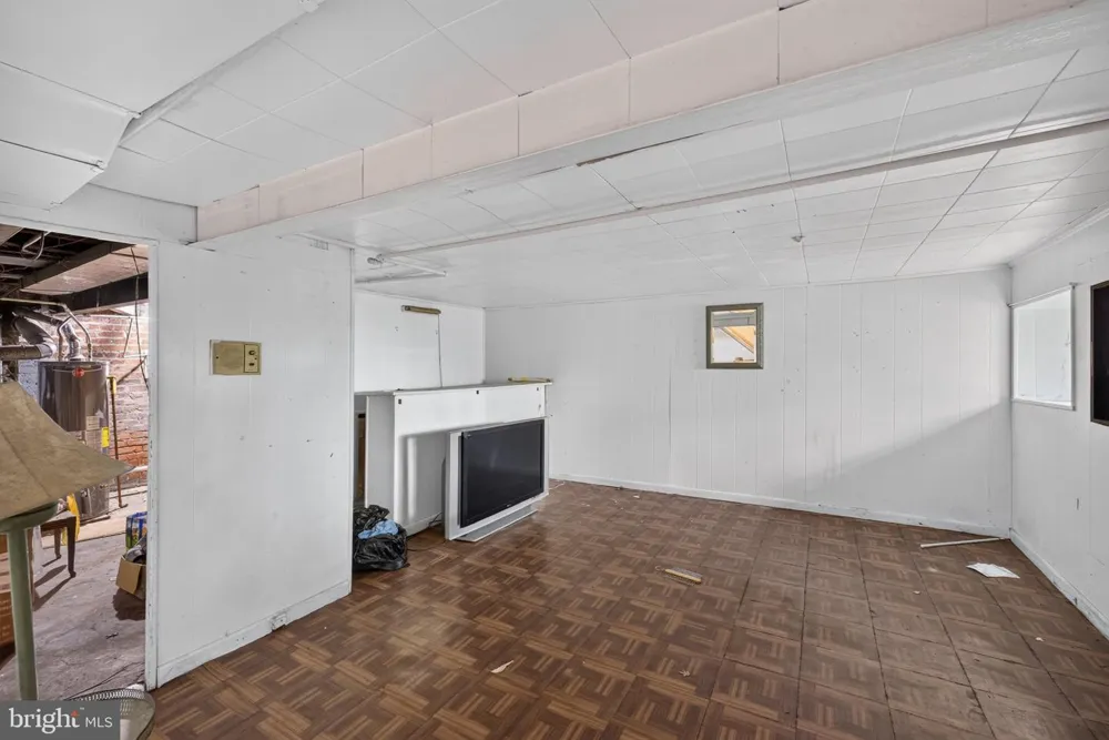 612 LAMONT STREET NW Washington, DC 20010