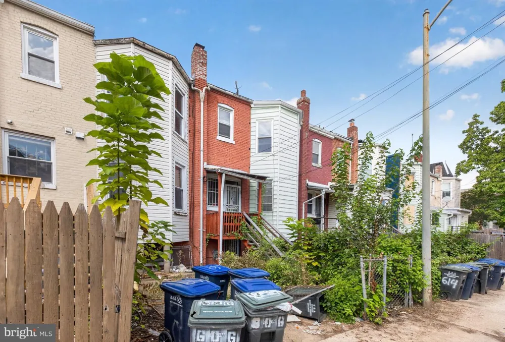 612 LAMONT STREET NW Washington, DC 20010