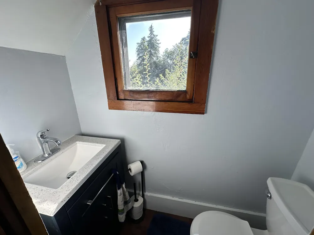 140 W Parkdale Avenue Manistee, MI 49660