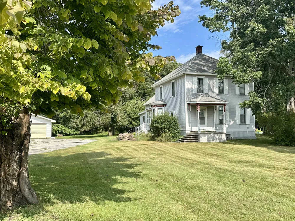 140 W Parkdale Avenue Manistee, MI 49660