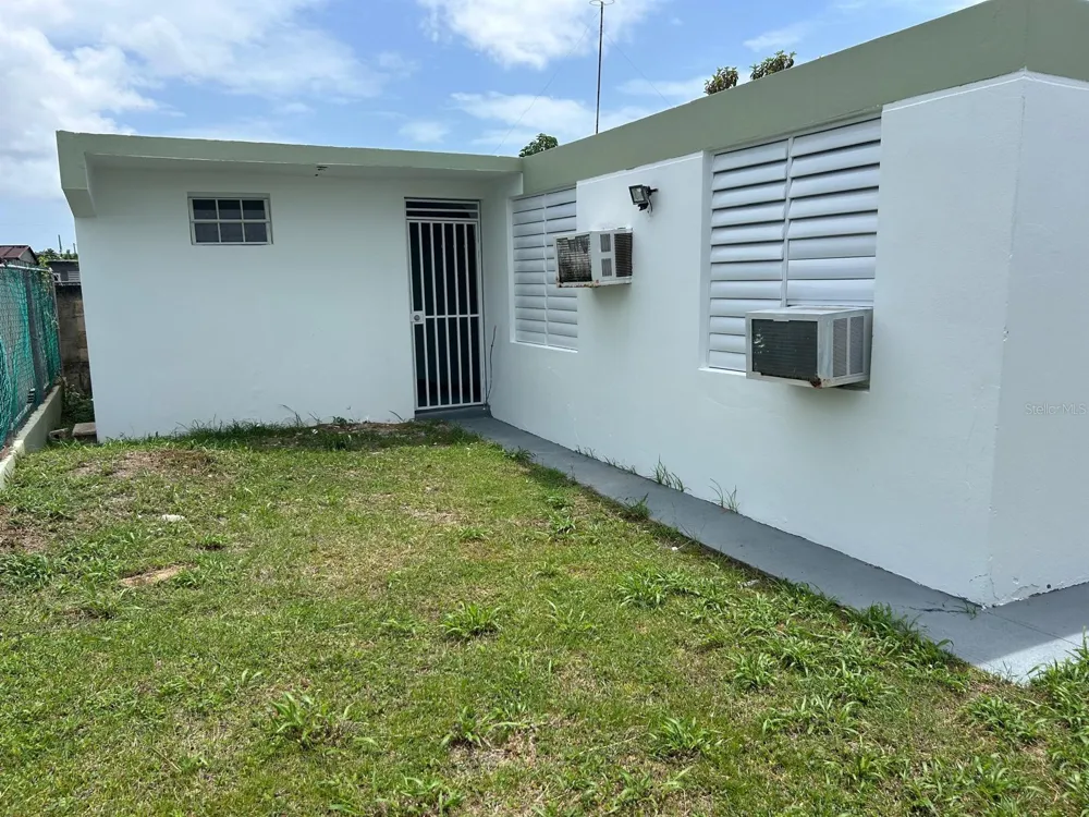 I-11 FLAMBOYAN Naguabo, PR 00718