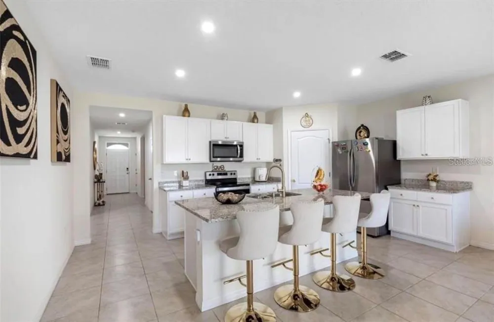 5280 MADDIE DRIVE DRIVE Haines City, FL 33844