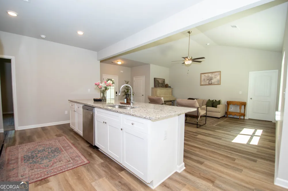 4079 Primrose RD Grantville, GA 30220