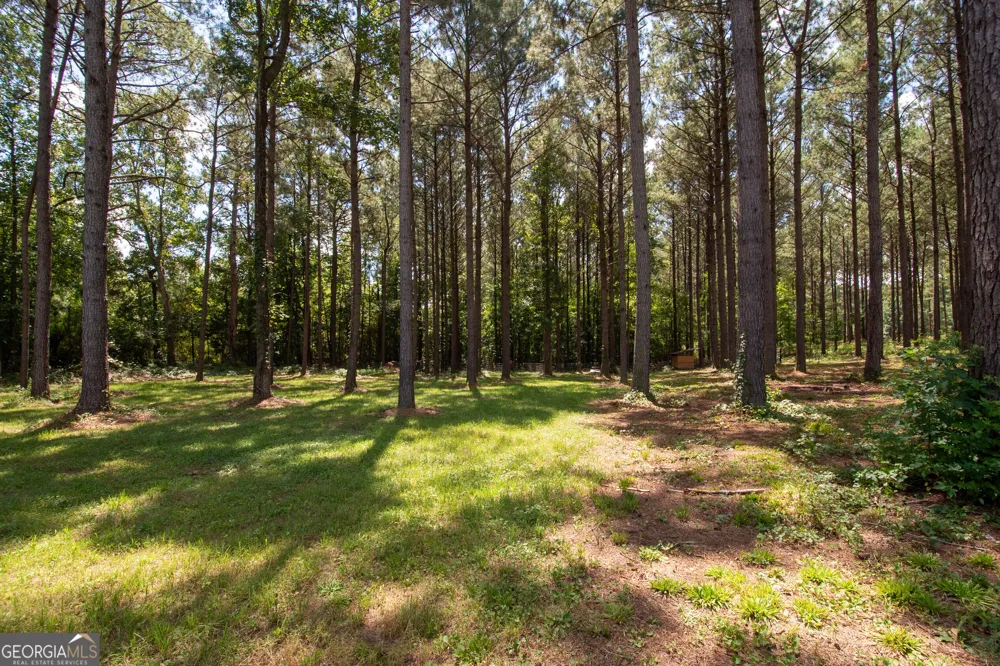 4079 Primrose RD Grantville, GA 30220