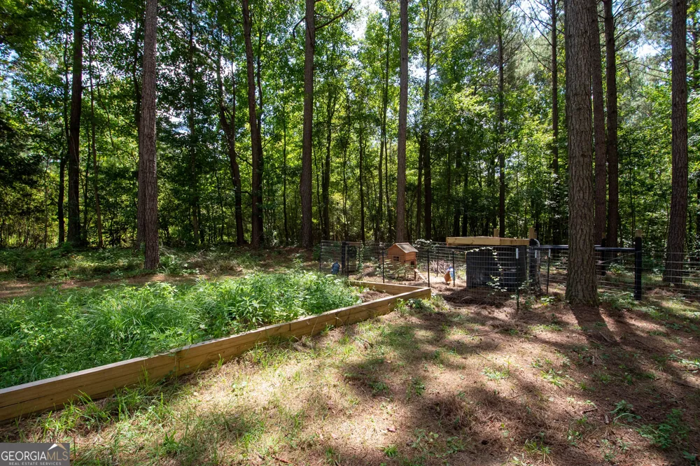 4079 Primrose RD Grantville, GA 30220