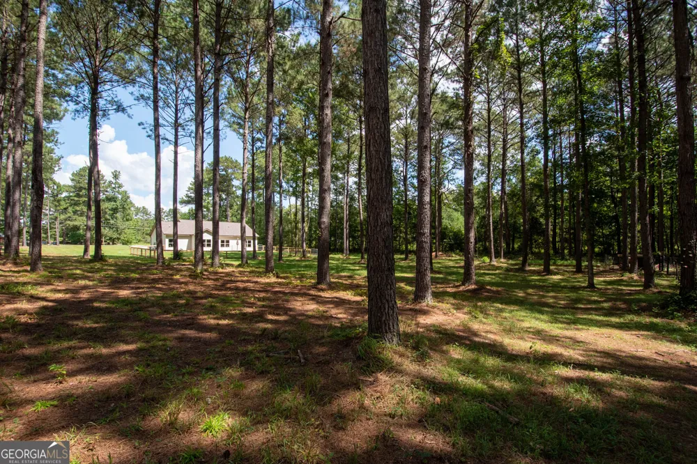 4079 Primrose RD Grantville, GA 30220