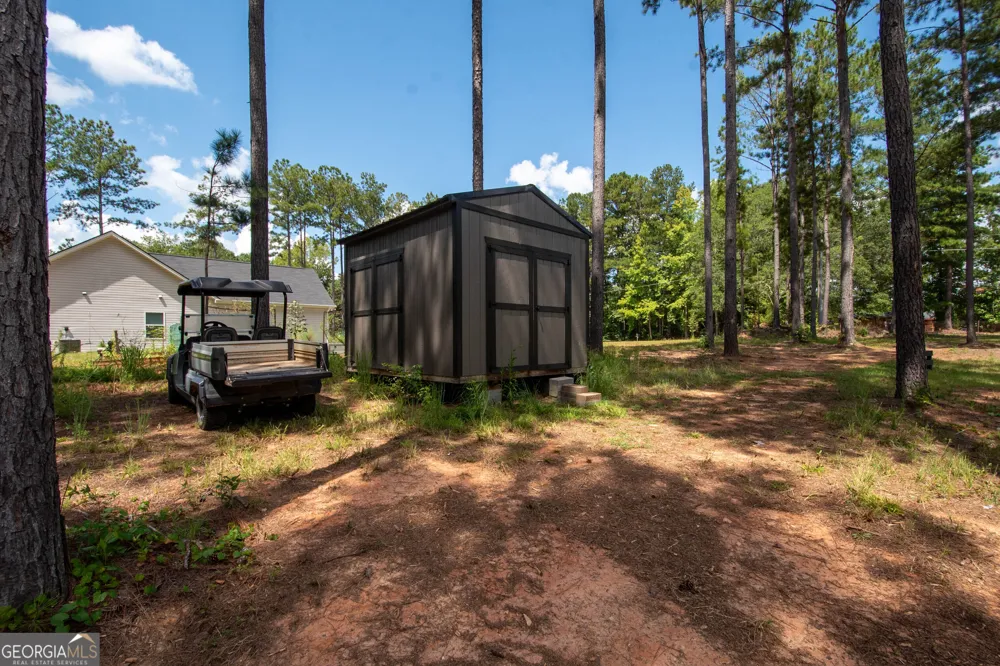 4079 Primrose RD Grantville, GA 30220