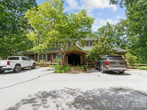 250 Creekside Way #C202