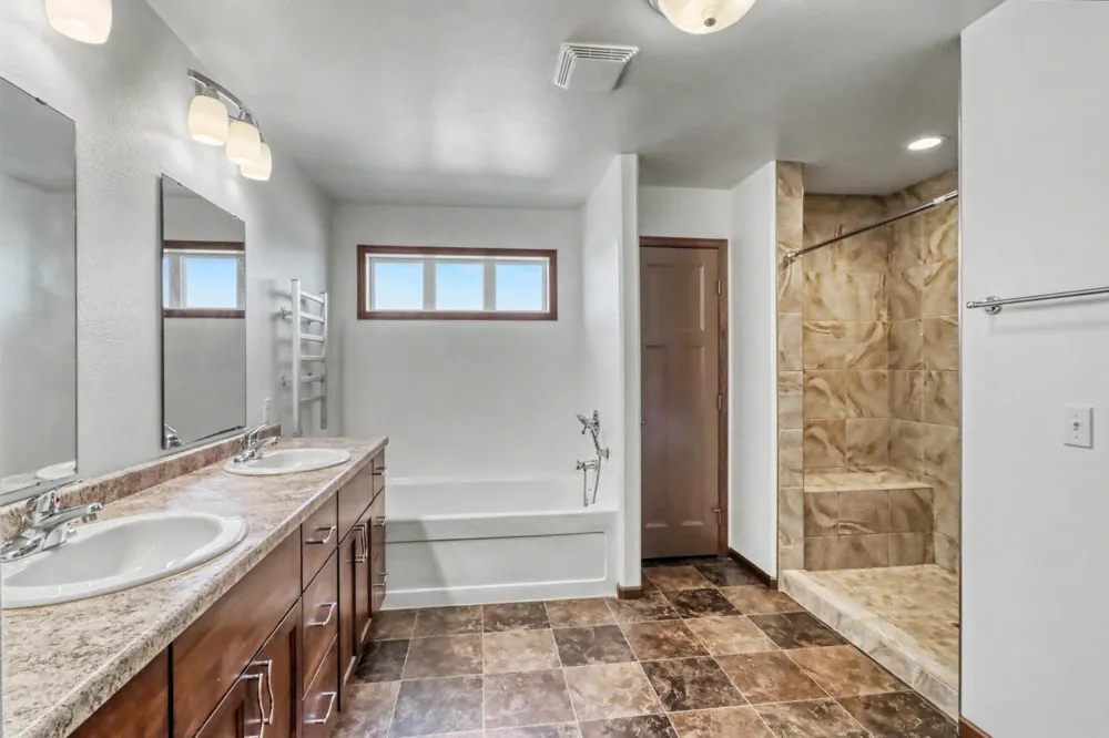 5001 44th Street S Fargo, ND 58104