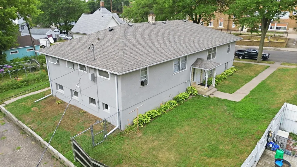 826 5th Street E Saint Paul, MN 55106