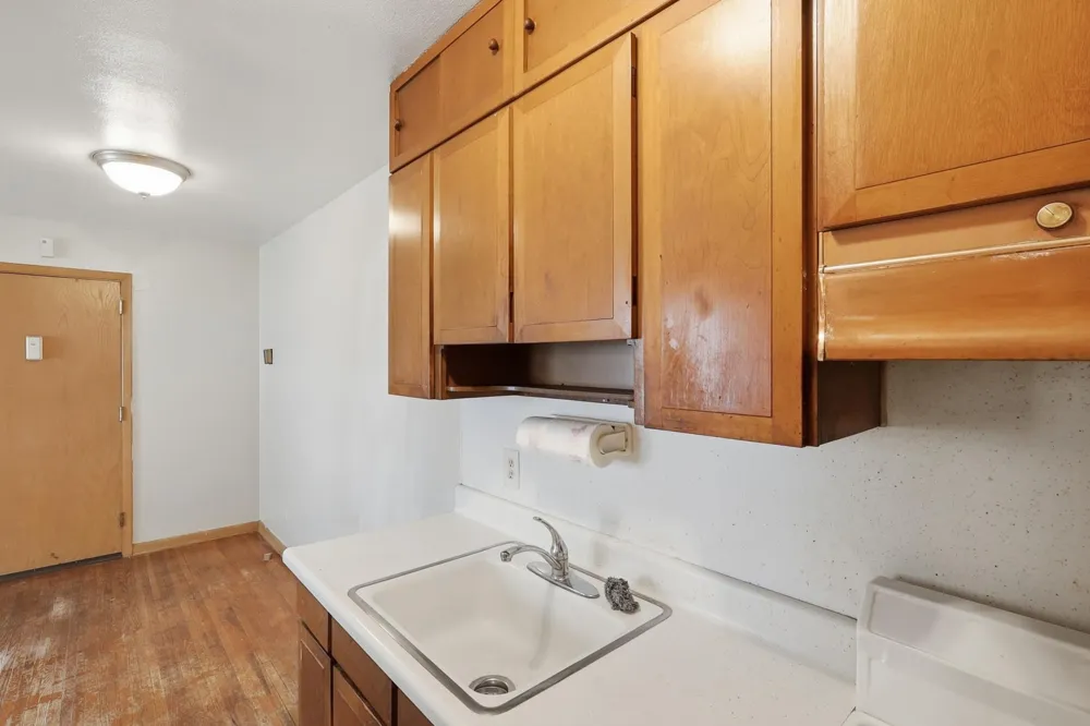 826 5th Street E Saint Paul, MN 55106