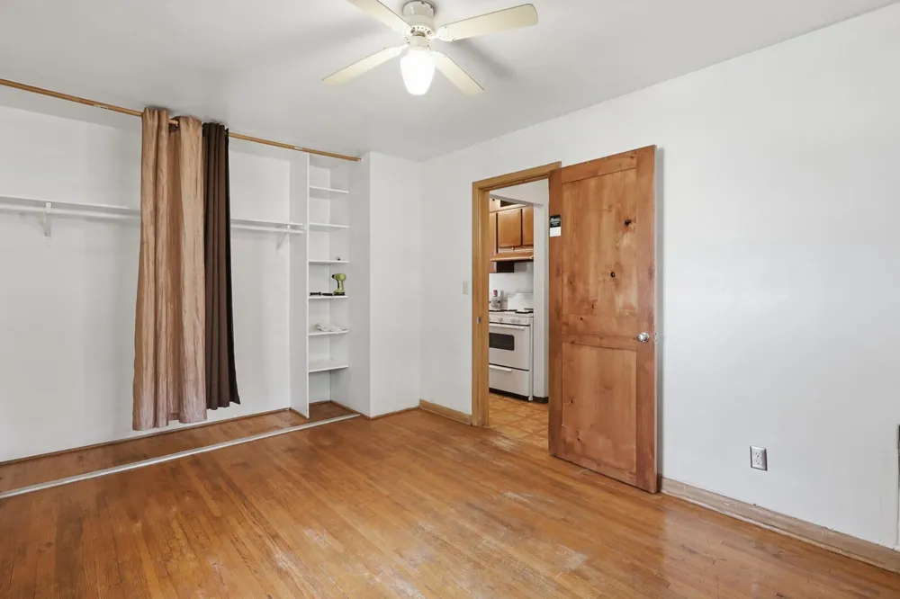 826 5th Street E Saint Paul, MN 55106