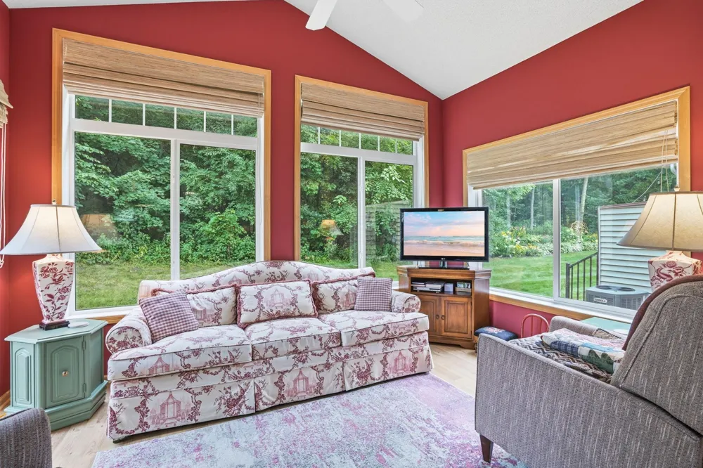 13174 Meadow Lane Savage, MN 55378