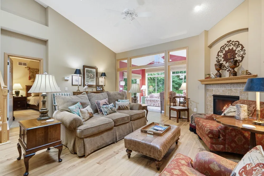 13174 Meadow Lane Savage, MN 55378